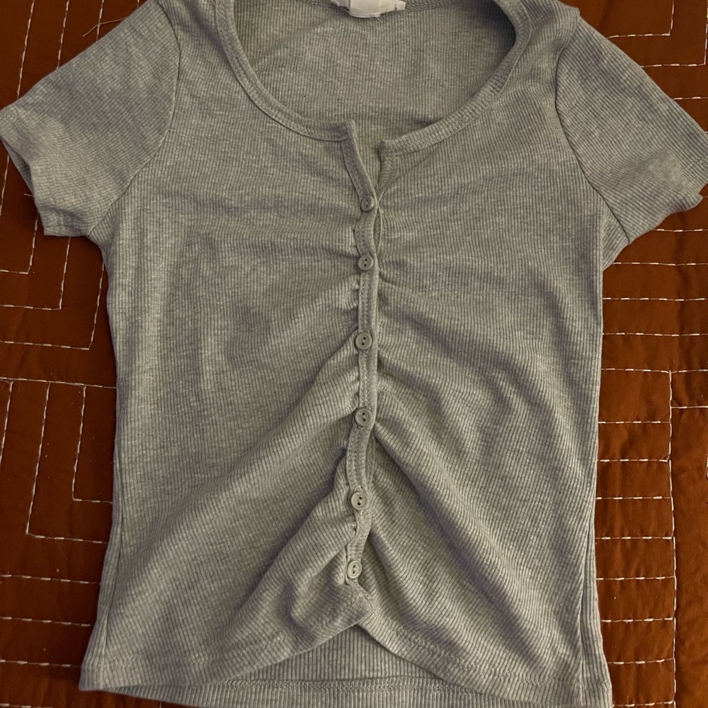 Tillys top